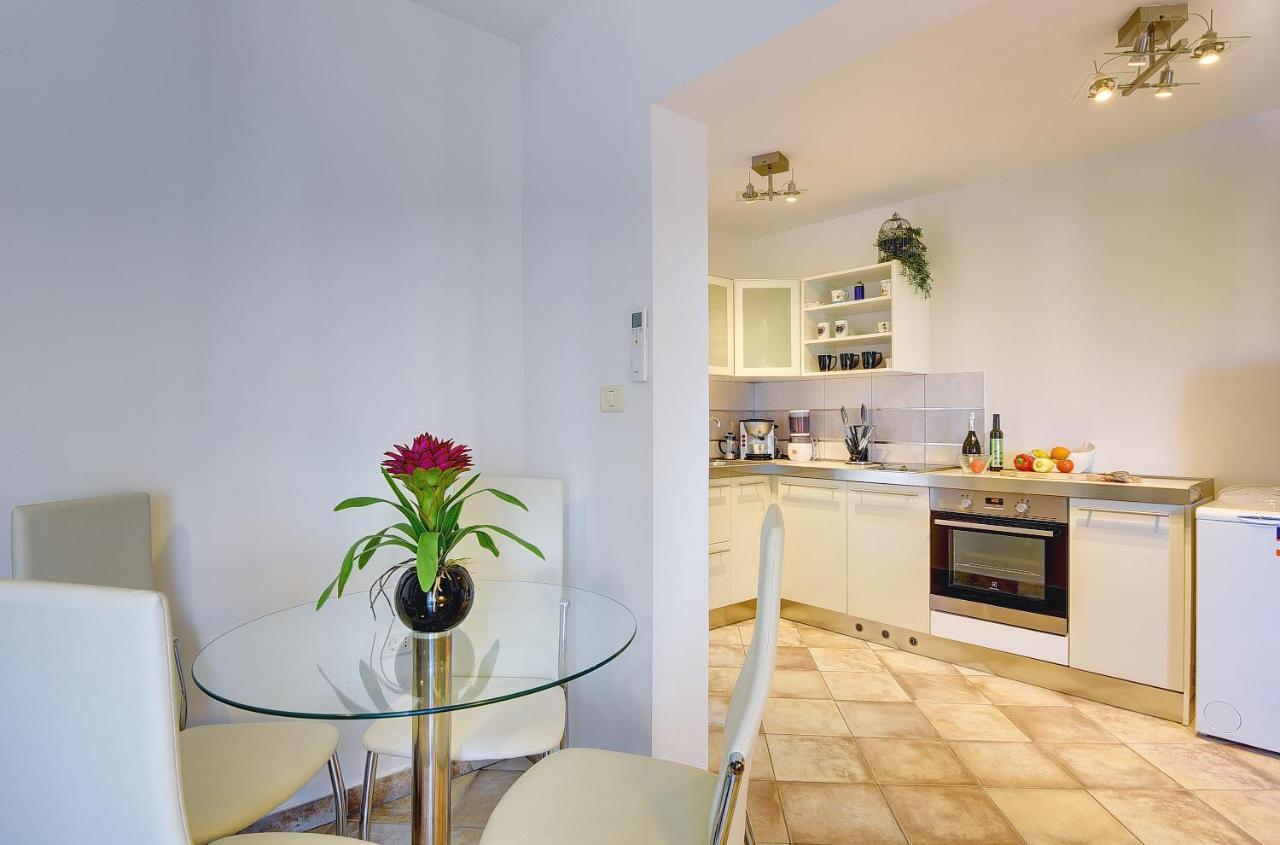 Vita Apartment Vinkuran